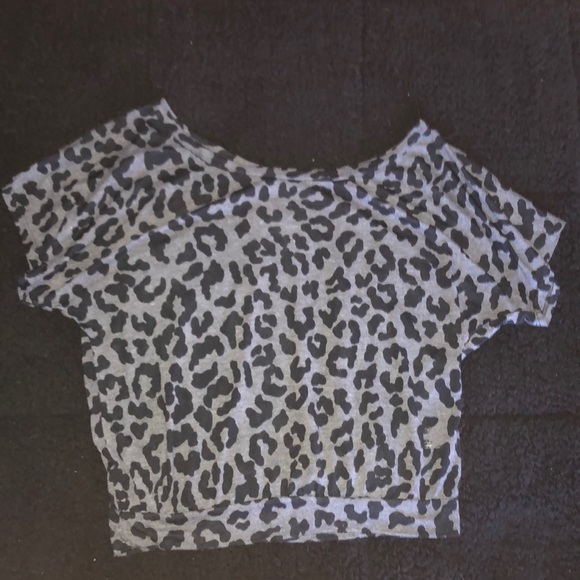 full-tilt-tops-charcoal-and-black-leopard-print-tshirt-poshmark